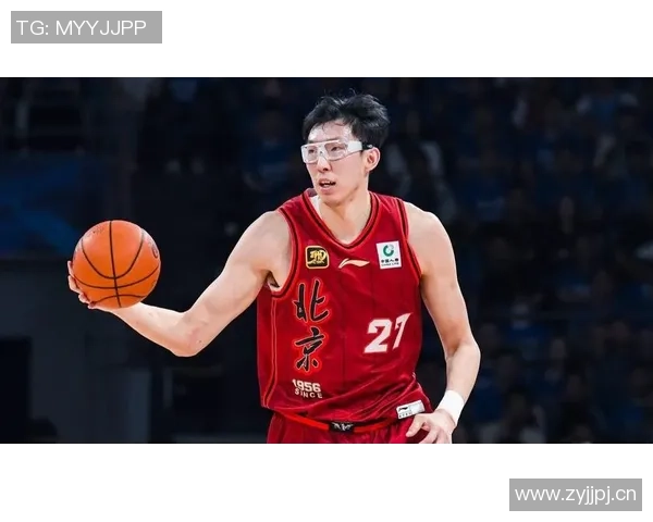 媒体人点评周琦表现无碍认为王博战术调整不足影响球队发挥